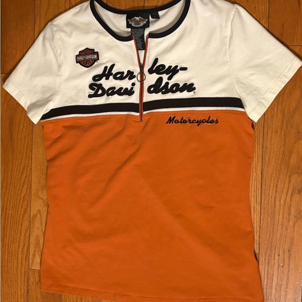 Vintage Harley-Davidson Women's Orange and Cream Quarter zip Tee